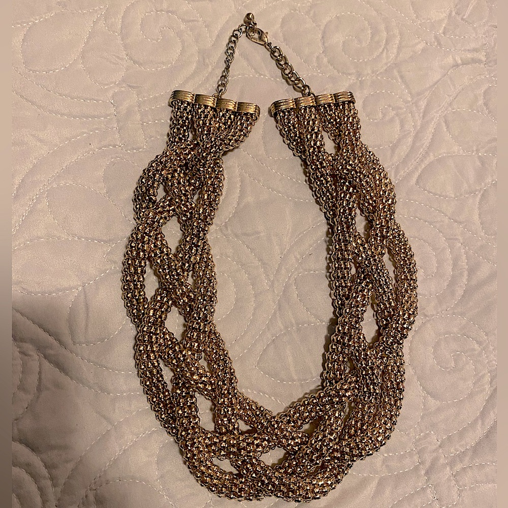 Good braided necklace